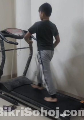 Jada JS-13852 Home Deluxe Motorized Treadmill Machine